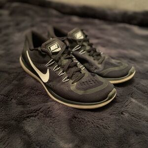 Nike Woman’s Black Running Shoes